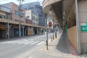 石巻市立町大通り商店街（2011年7月26日）